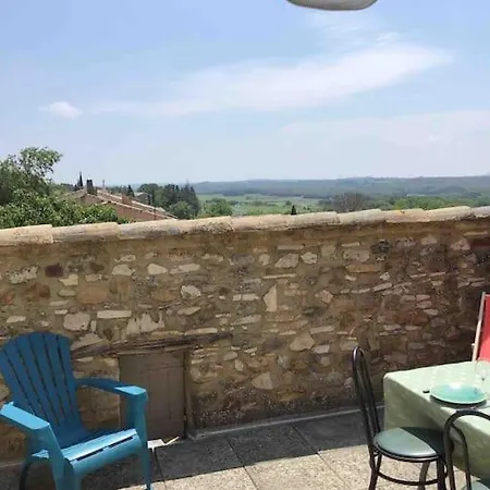Uzes Proche,charmant Pied A Terre Avec Terrasse Апартаменты